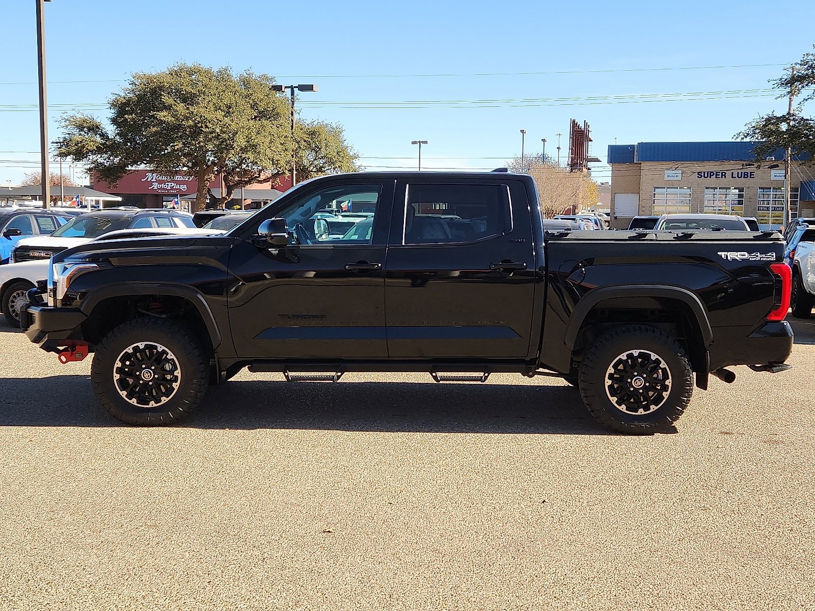 Used 2024 Toyota Tundra SR5 image 2