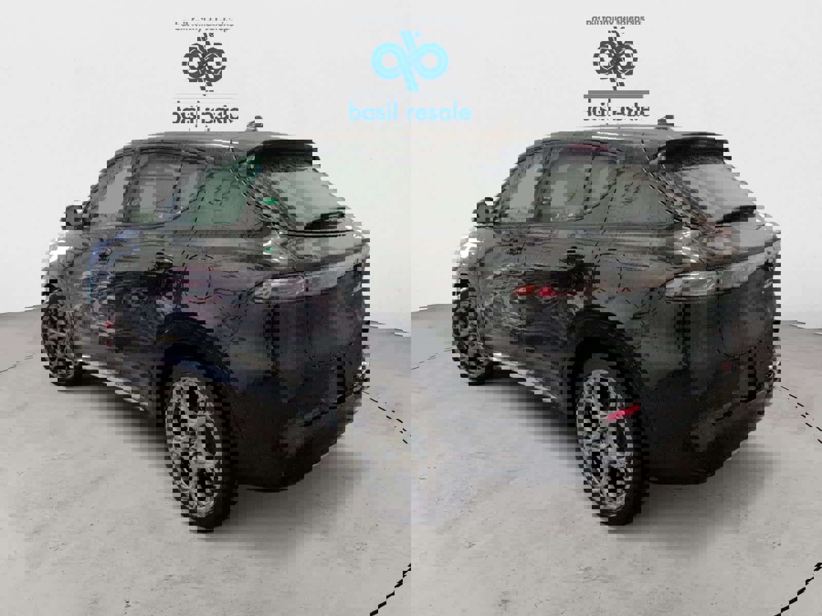 Used 2024 Alfa Romeo Tonale Ti image 4