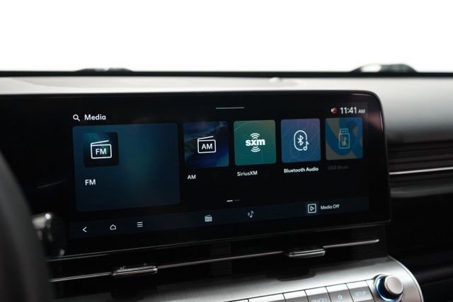 Used 2025 Hyundai Kona SEL FWD image 25