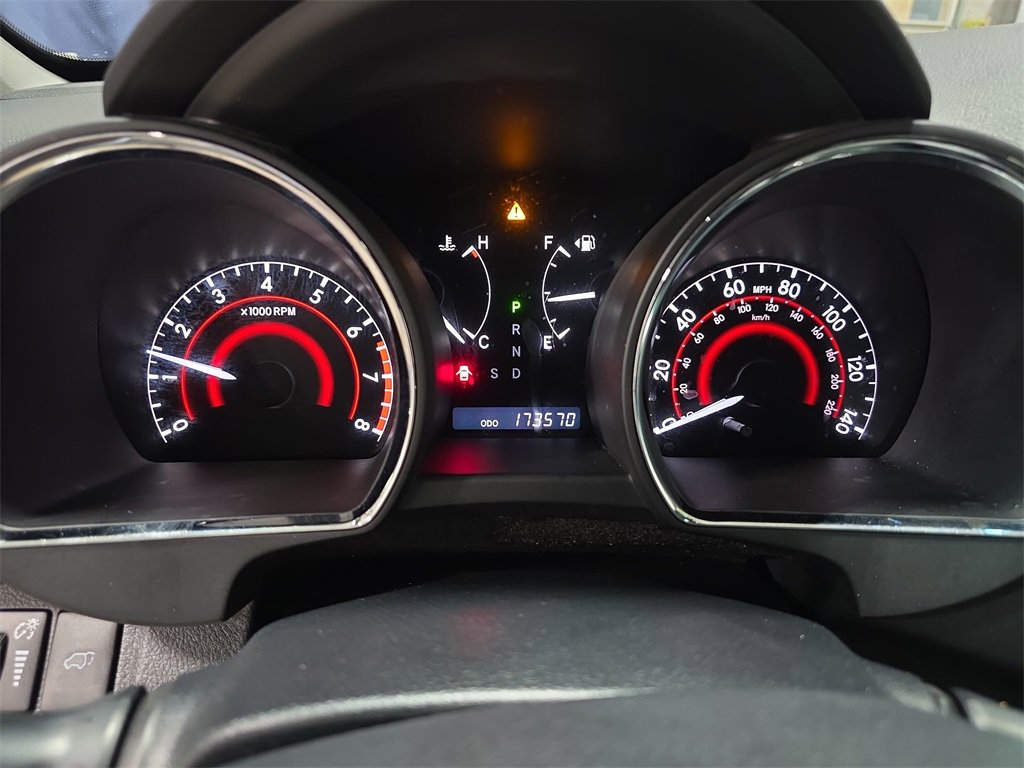 Used 2012 Toyota Highlander SE image 20
