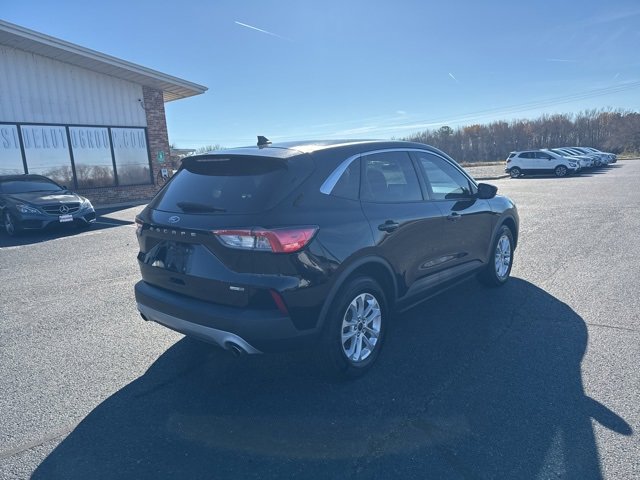 Used 2020 Ford Escape SE image 5