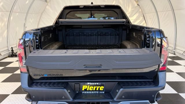 Used 2026 Chevrolet Silverado EV Trail Boss AWD/4WD image 4