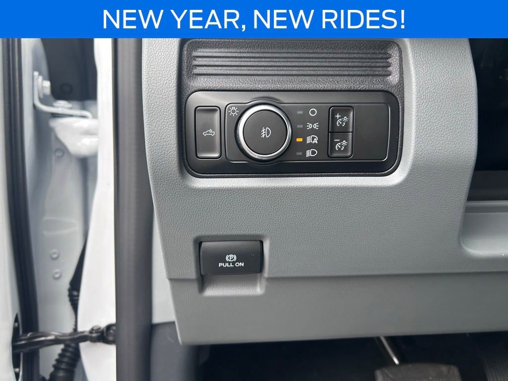 New 2026 Ford F450 XLT w/ 360-Degree Camera Package image 16