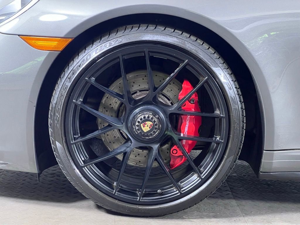 Certified 2019 Porsche 911 Targa 4 GTS AWD/4WD image 11