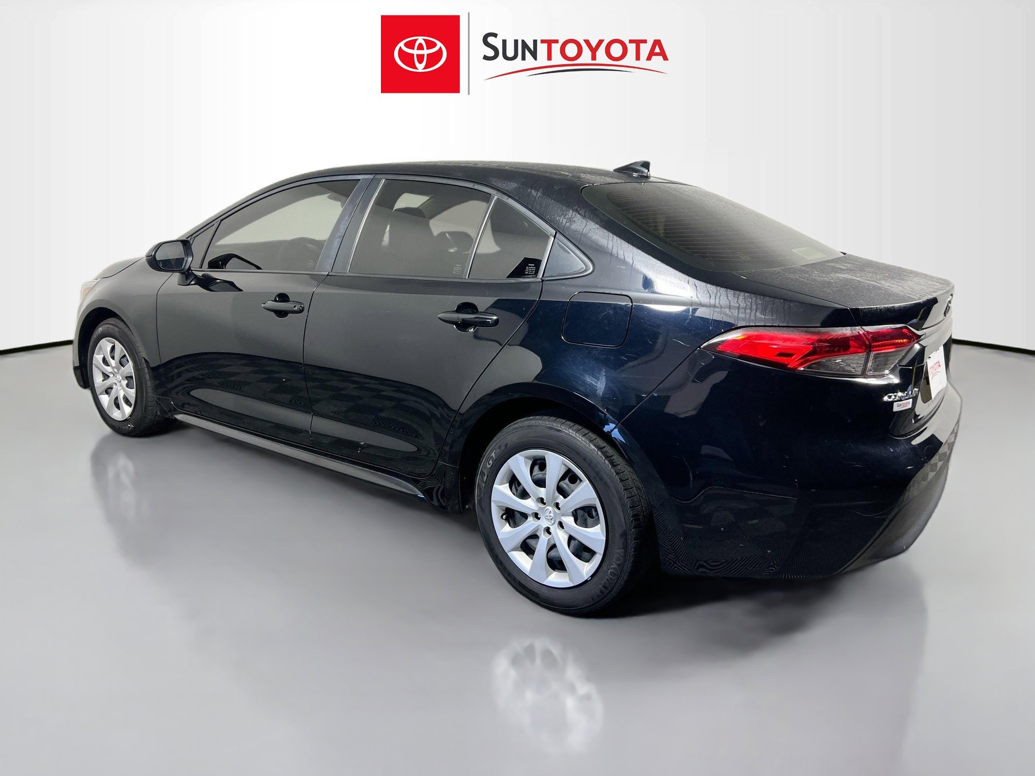 Used 2025 Toyota Corolla LE image 6