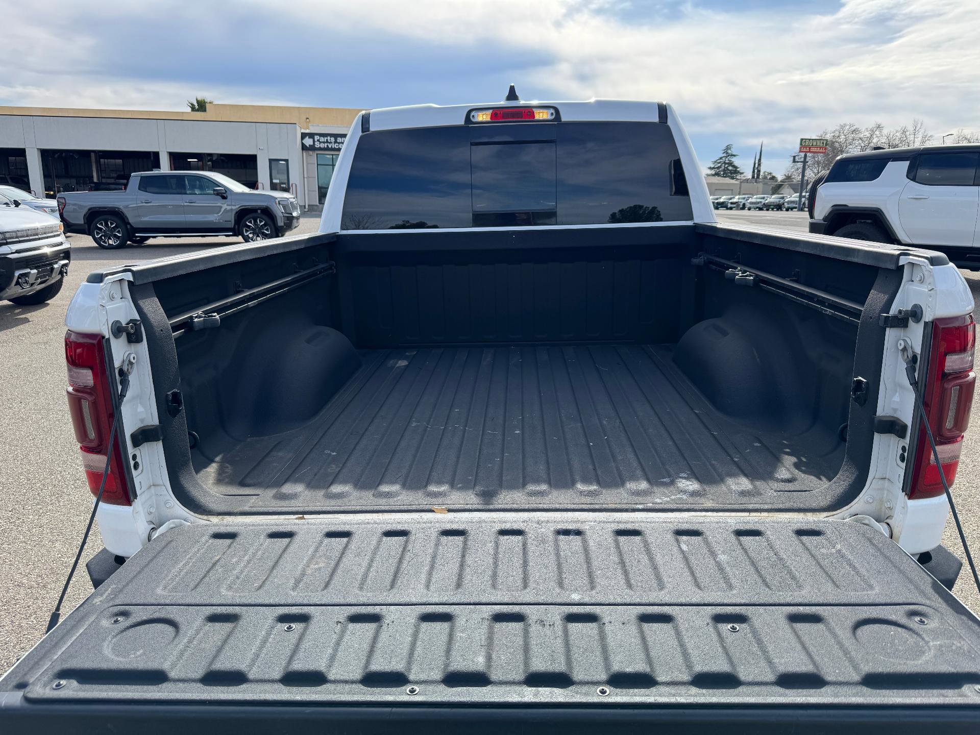 Used 2019 RAM 1500 Limited image 12