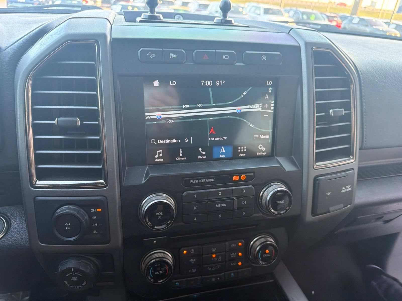 Used 2018 Ford F150 Raptor w/ Equipment Group 802A Luxury AWD/4WD image 16