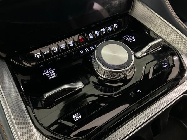 Used 2023 Jeep Grand Wagoneer L Series II w/ Convenience Group III image 18