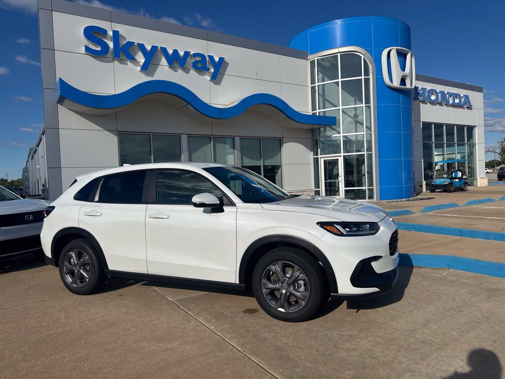 New 2027 Honda HR-V LX image 1