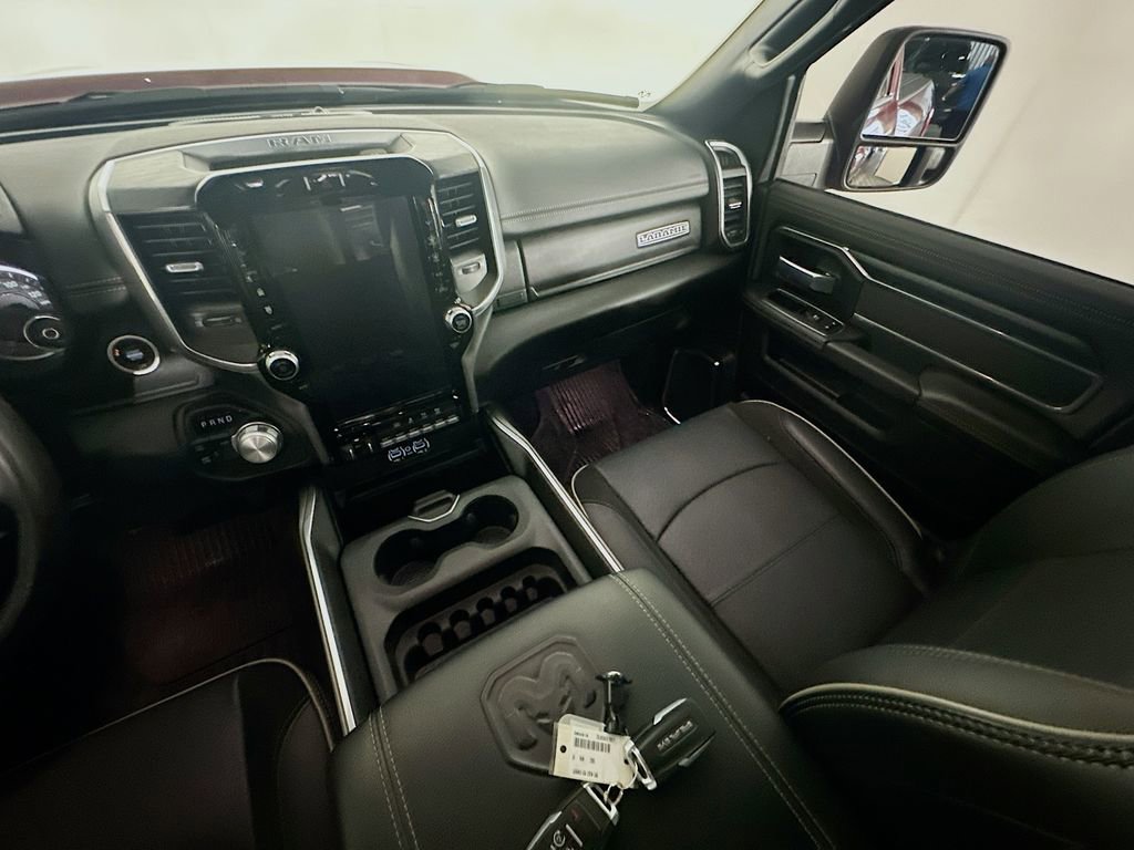 Used 2024 RAM 2500 Laramie w/ Sport Appearance Package image 11