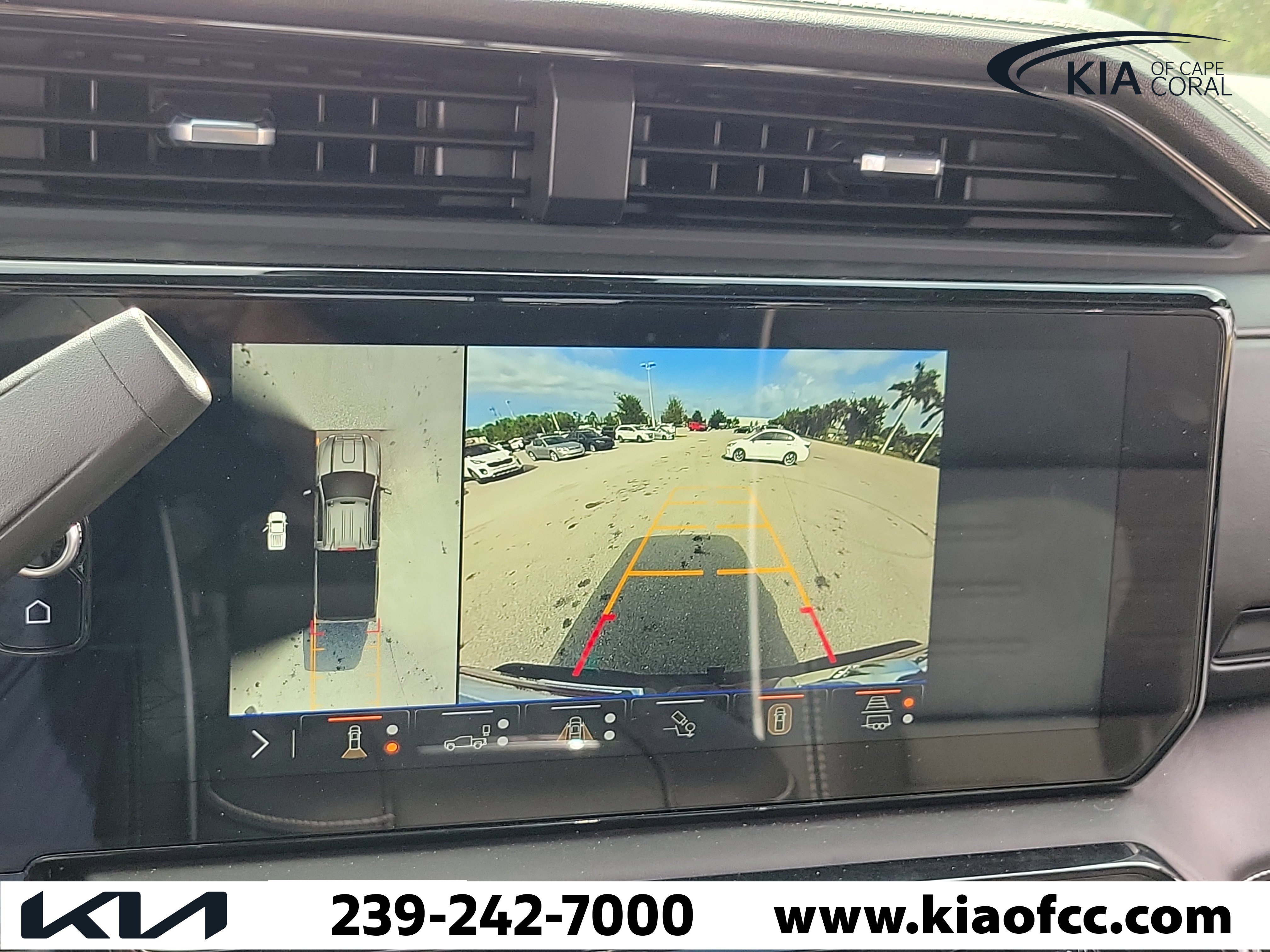Used 2026 GMC Sierra 2500 AT4X AWD/4WD image 30
