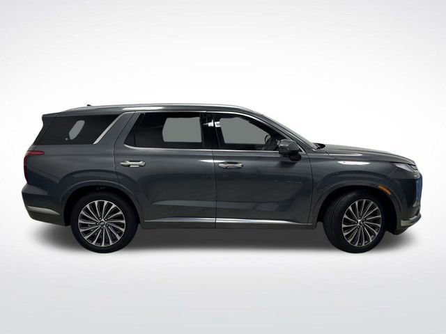 Used 2025 Hyundai Palisade Calligraphy image 2