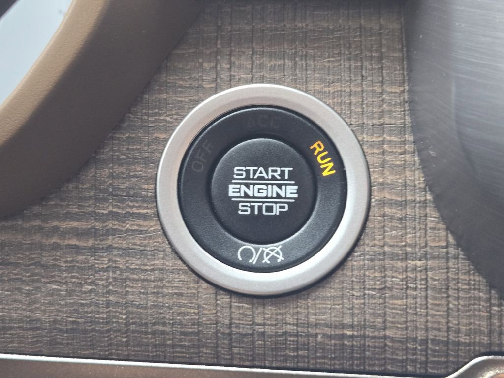 Used 2024 RAM 3500 Limited w/ Towing Technology Group image 23