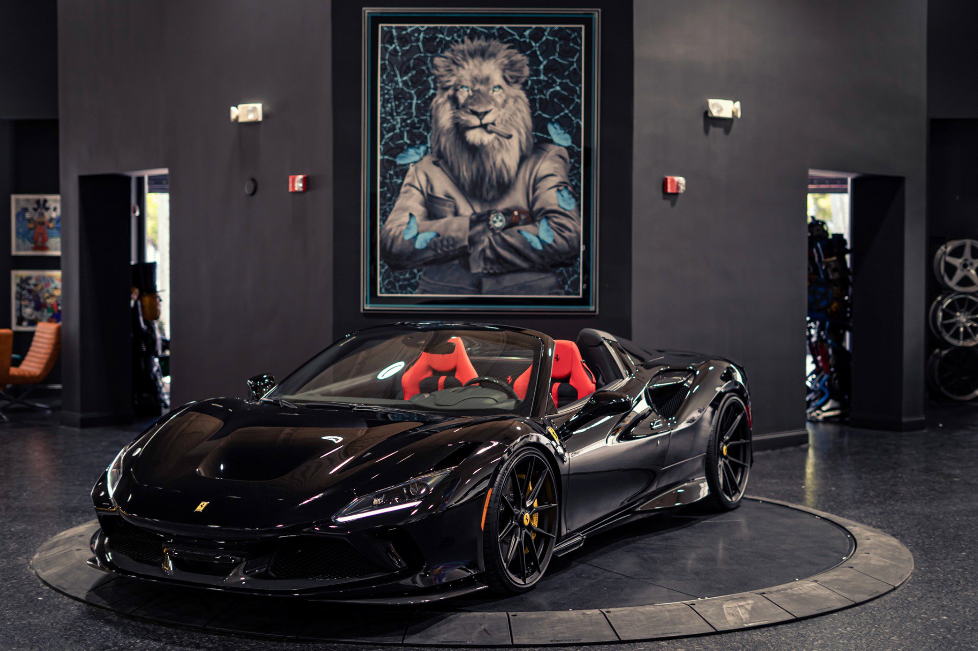 Used 2023 Ferrari F8 Tributo RWD image 1