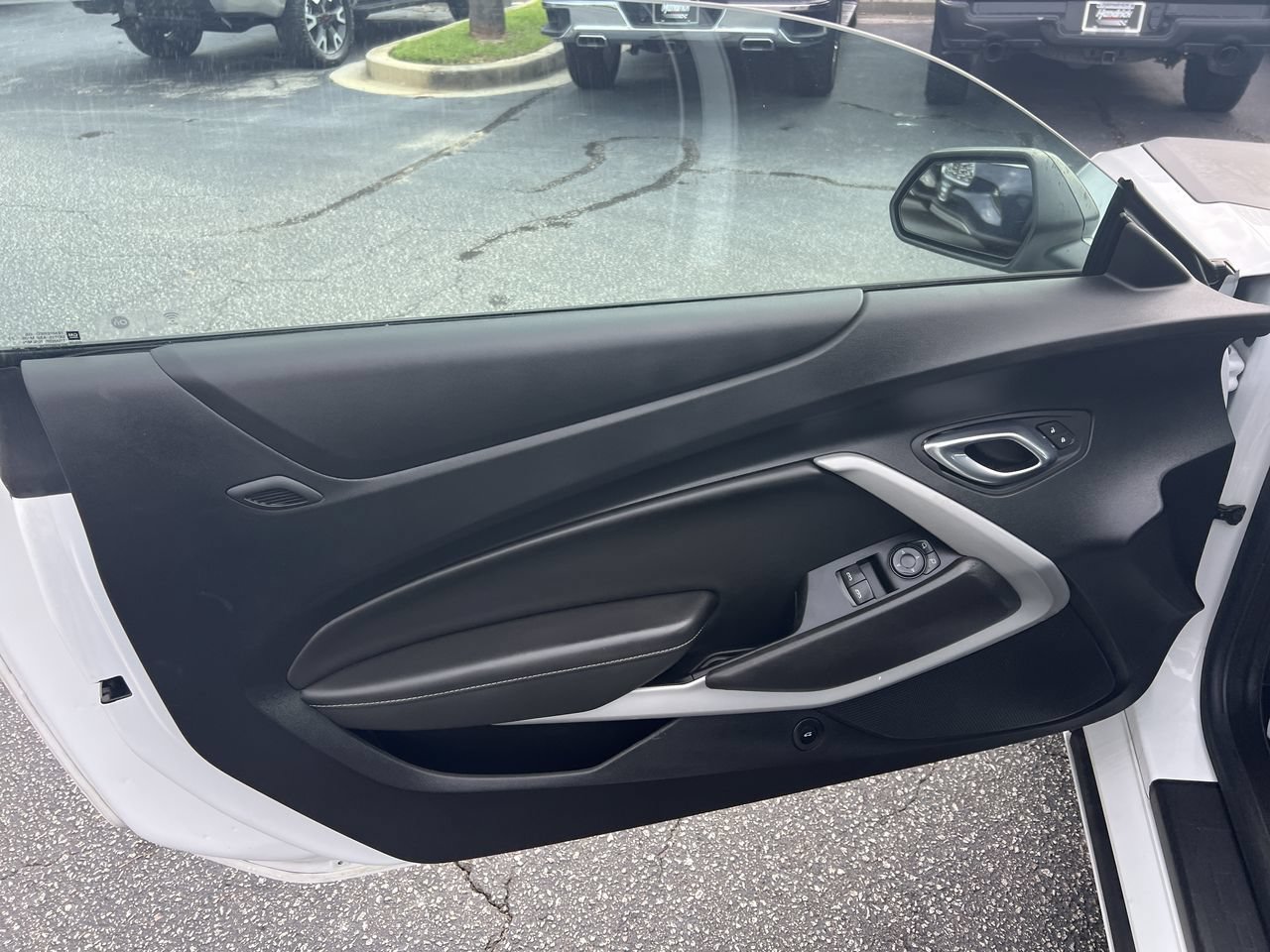 Used 2021 Chevrolet Camaro SS RWD image 14