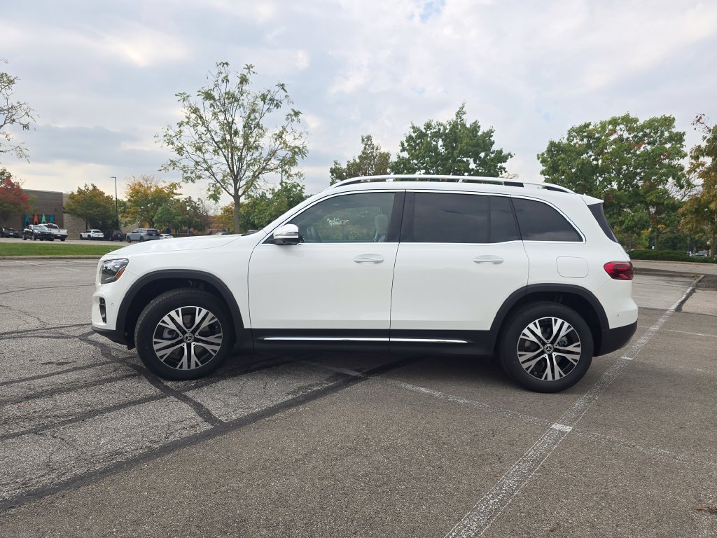 New 2026 Mercedes-Benz GLB 250 4MATIC image 11