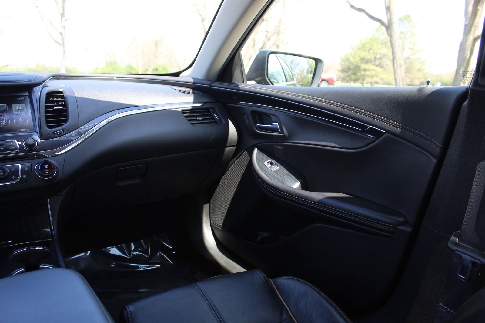 Used 2017 Chevrolet Impala Premier image 11