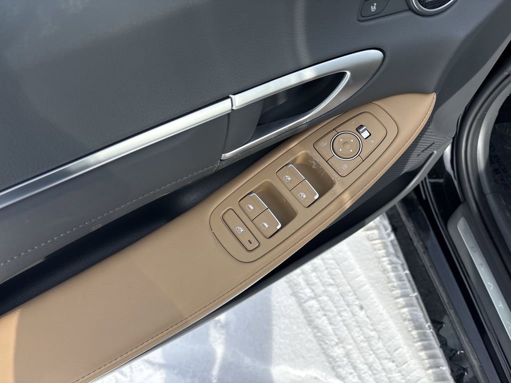 New 2026 Hyundai Sonata Limited FWD image 15