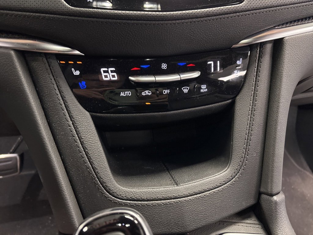 Used 2025 Cadillac XT5 Sportv image 20