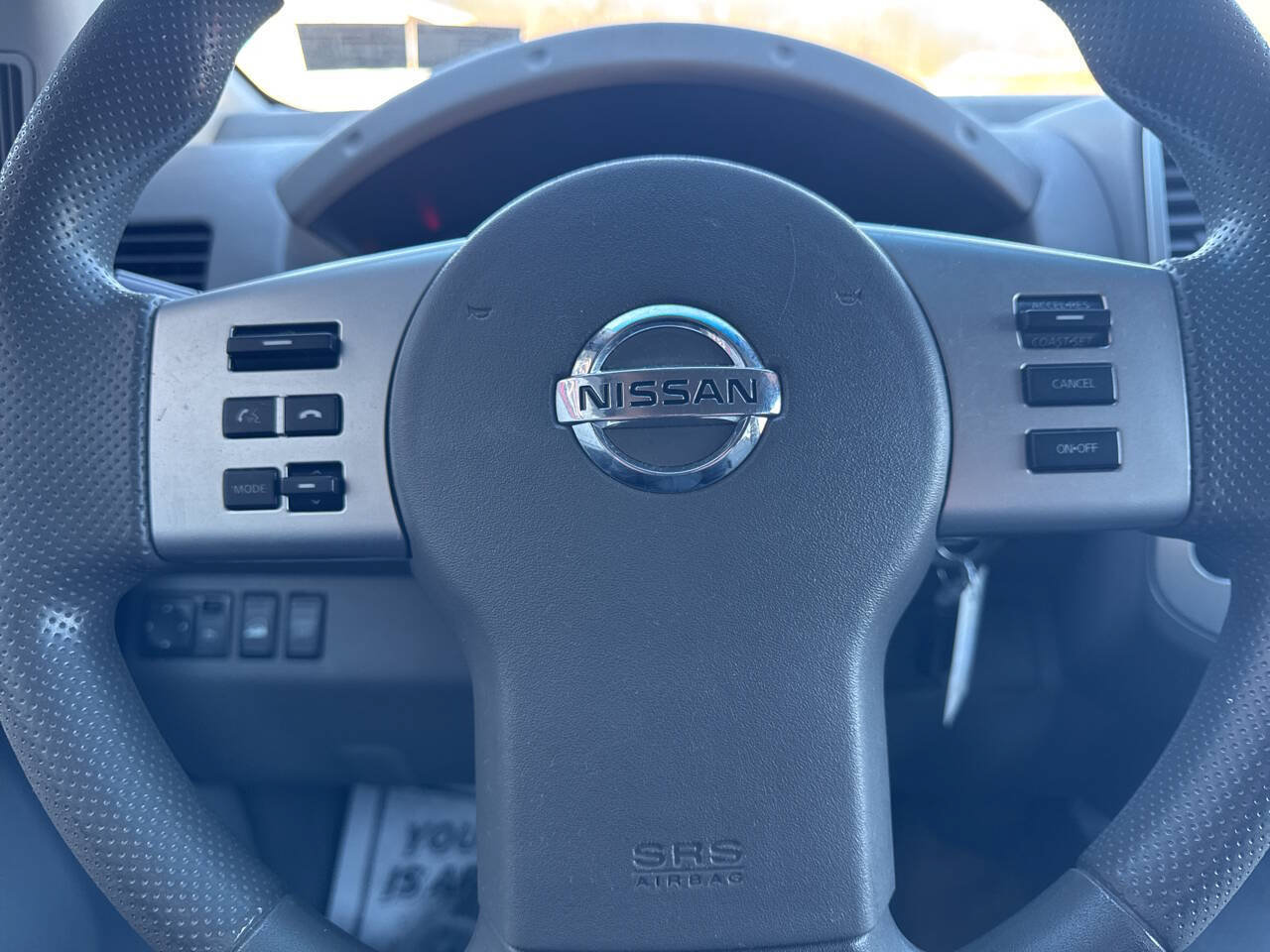 Used 2013 Nissan Frontier SV AWD/4WD image 34
