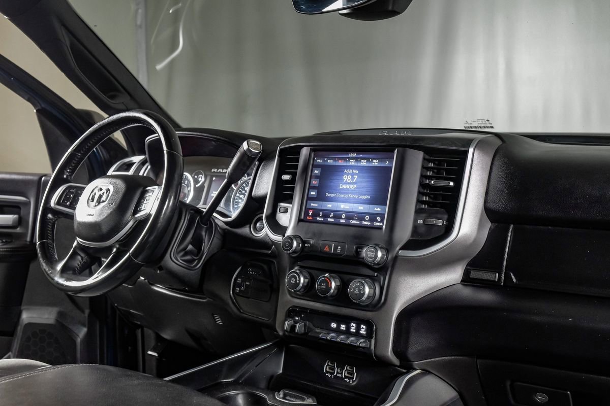 Used 2020 RAM 2500 Big Horn w/ Night Edition AWD/4WD image 23