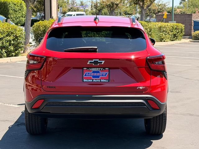 New 2026 Chevrolet Trax RS w/ Driver Confidence Package FWD image 5