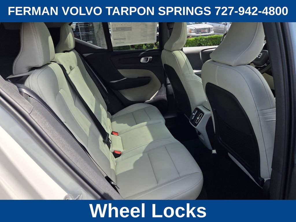 New 2026 Volvo XC40 B5 Ultra w/ Protection Package Premier AWD/4WD image 20