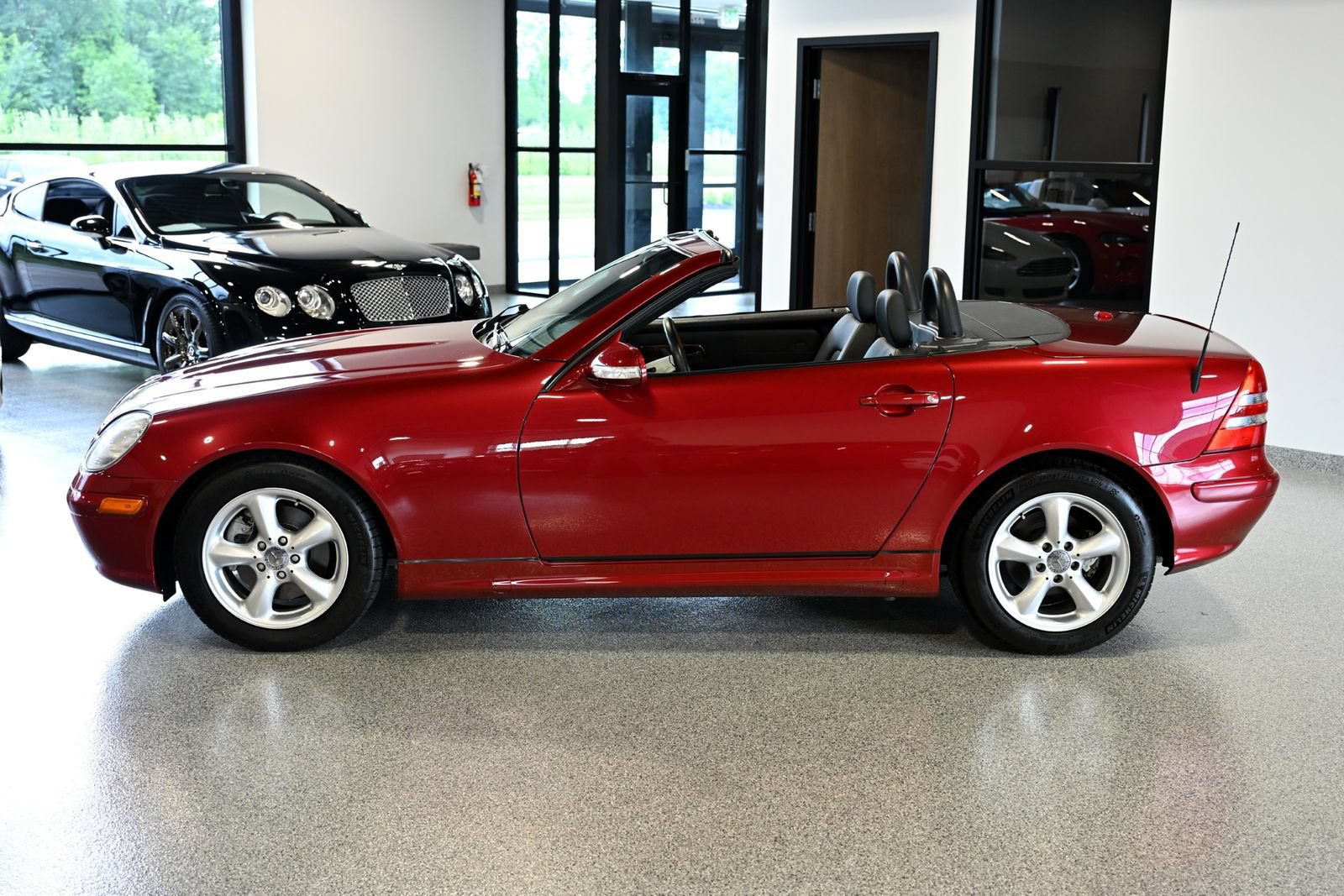 Used 2002 Mercedes-Benz SLK 320 w/ K4 Opt Pkg image 8