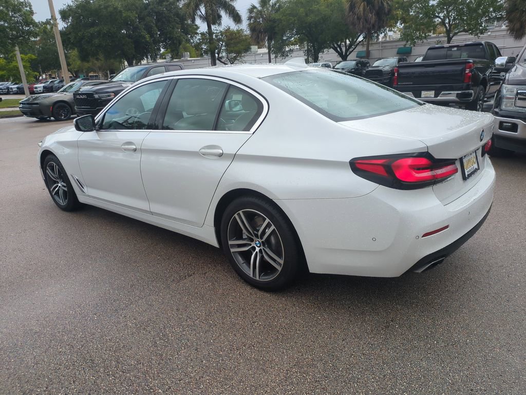 Used 2021 BMW 530i w/ Premium Package RWD image 8