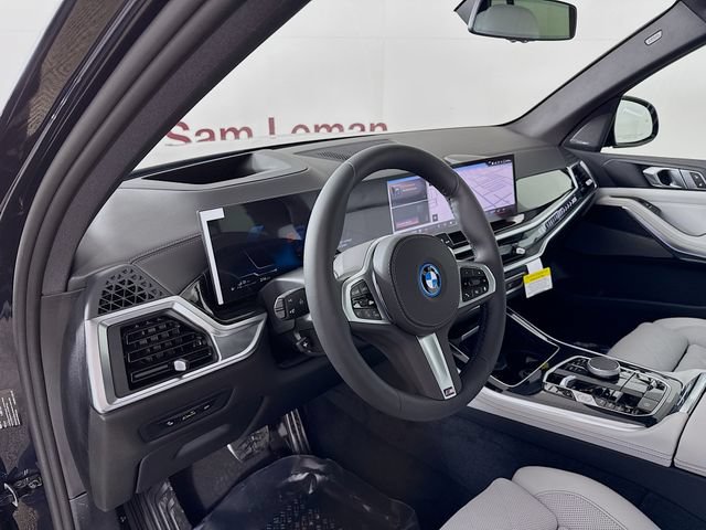 Used 2026 BMW X5 xDrive50e w/ M Sport Package AWD/4WD image 9