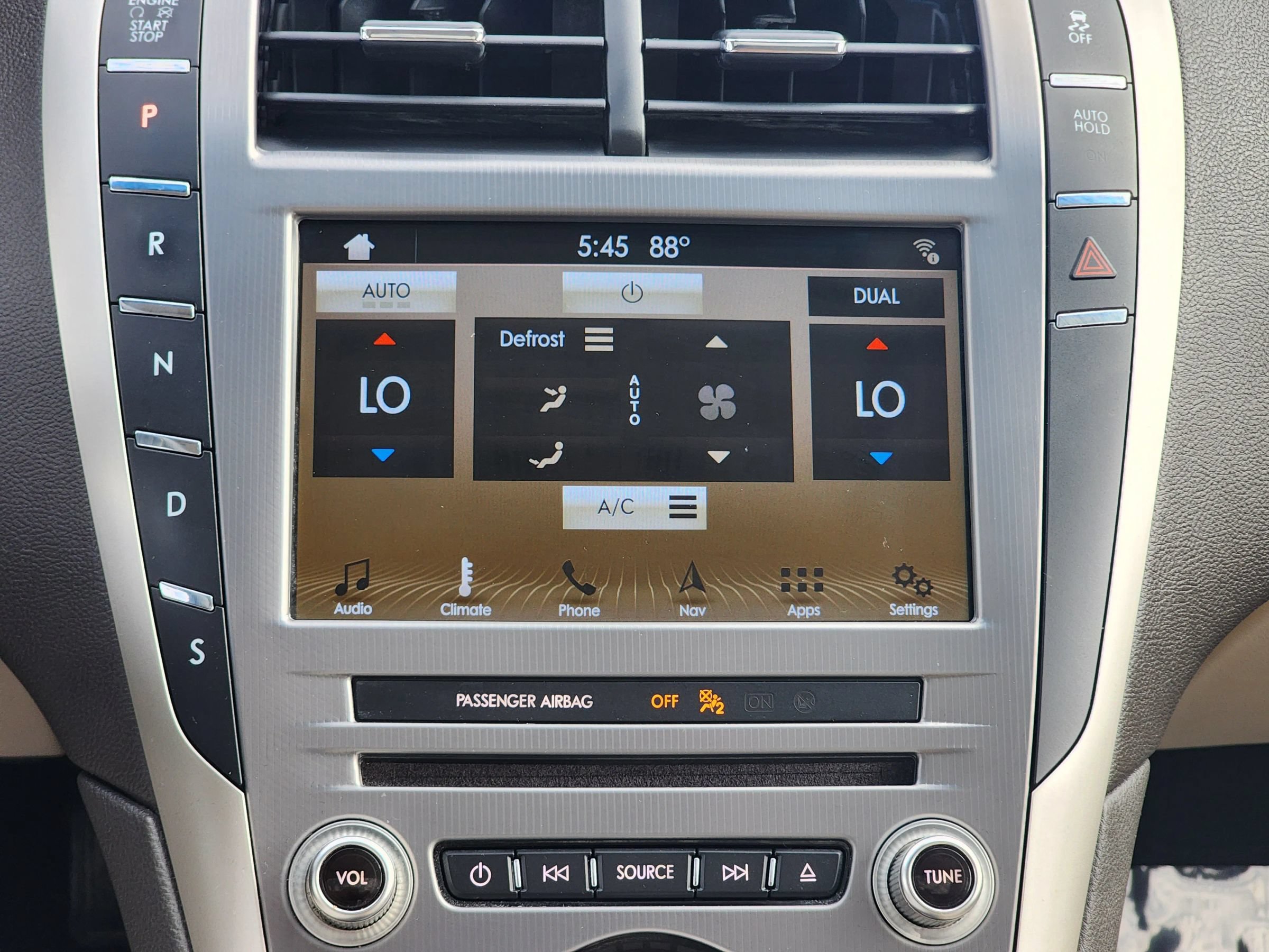 Used 2018 Lincoln MKZ Reserve w/ Climate Package FWD image 15