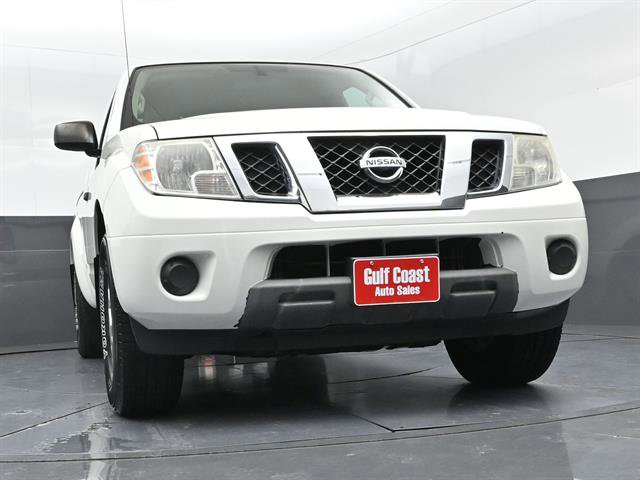 Used 2015 Nissan Frontier SV RWD image 30