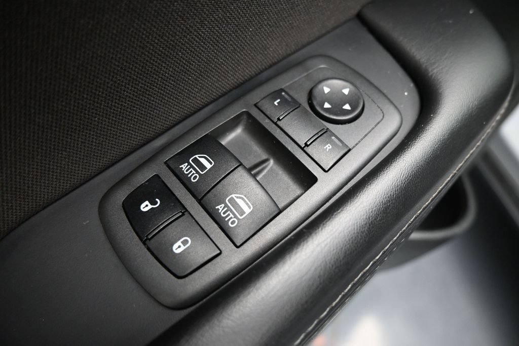 Used 2022 Dodge Challenger GT w/ Blacktop Package AWD/4WD image 11