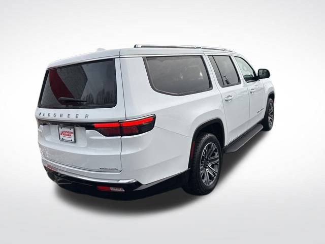 Used 2023 Jeep Wagoneer L Series II image 5