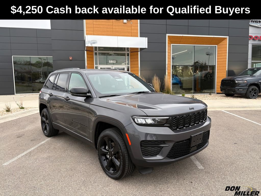 New 2025 Jeep Grand Cherokee Altitude