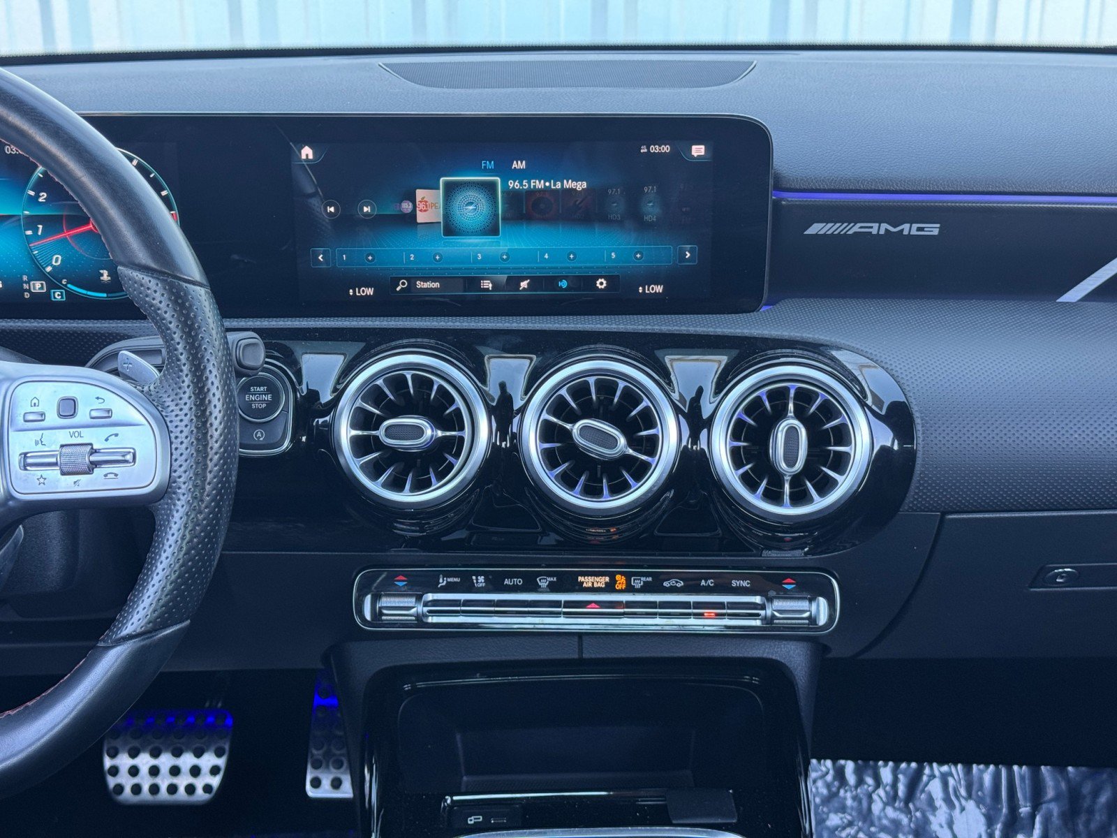 Used 2021 Mercedes-Benz A 35 AMG 4MATIC image 23