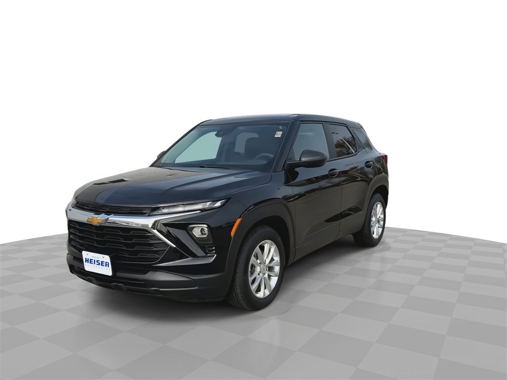Used 2025 Chevrolet TrailBlazer LS w/ LS Convenience Package image 4