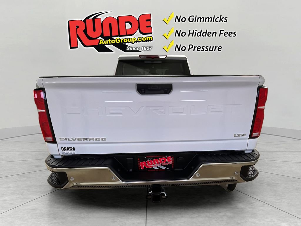 Used 2025 Chevrolet Silverado 3500 LTZ w/ LTZ Plus Package image 4