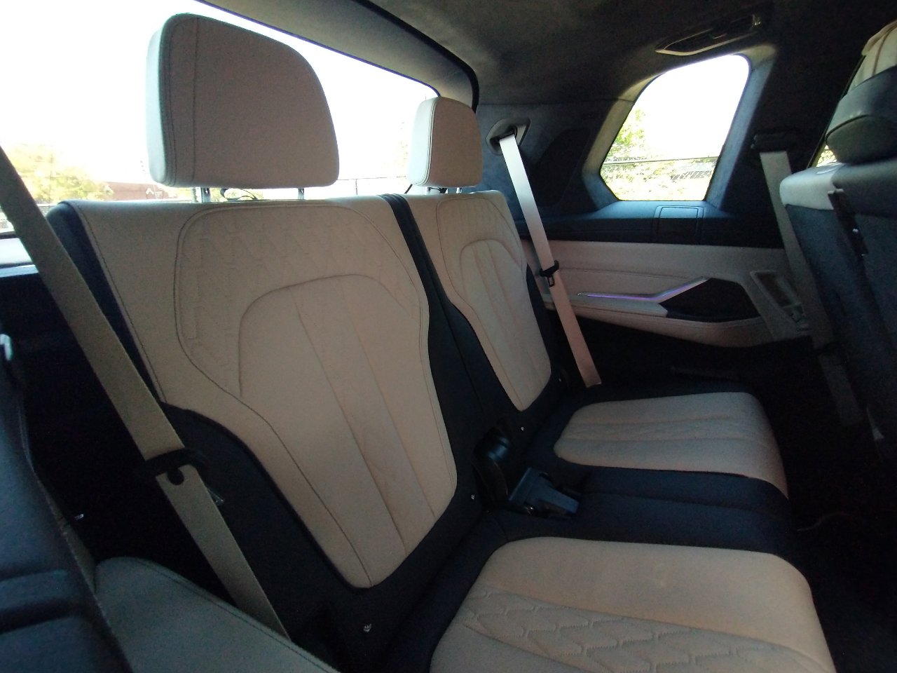 Used 2019 BMW X7 xDrive50i w/ Dynamic Handling Package image 86