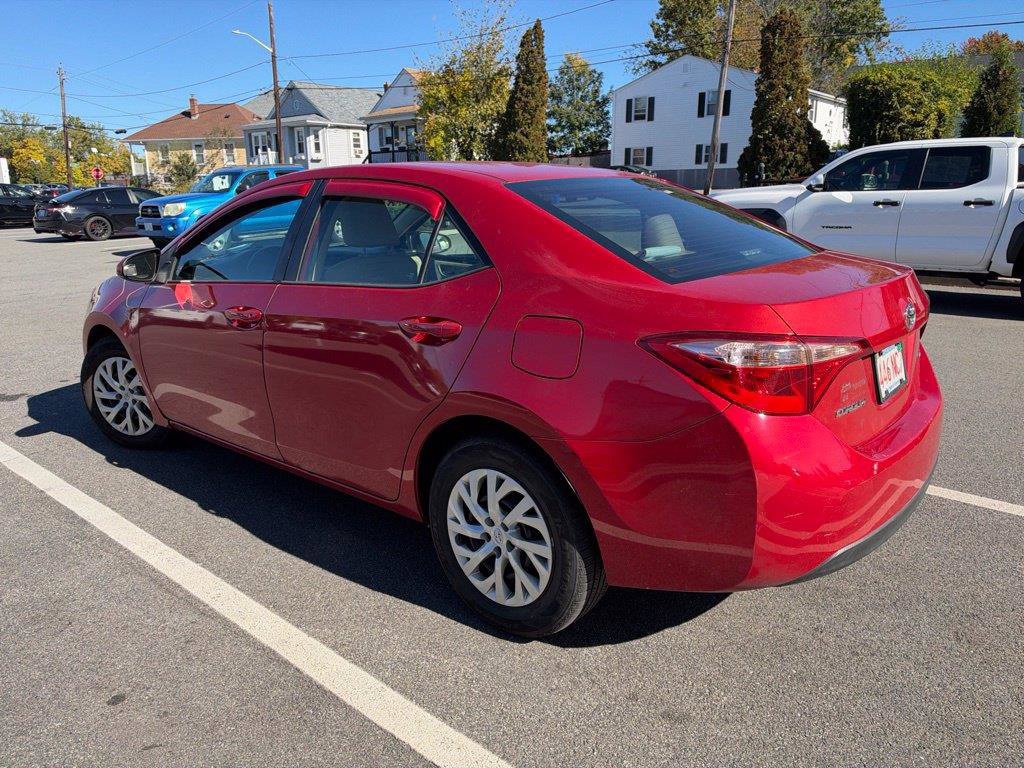 Used 2018 Toyota Corolla LE FWD image 5