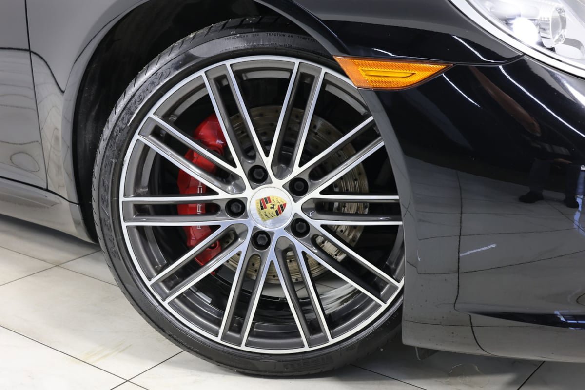 Used 2018 Porsche 911 Carrera S RWD image 14