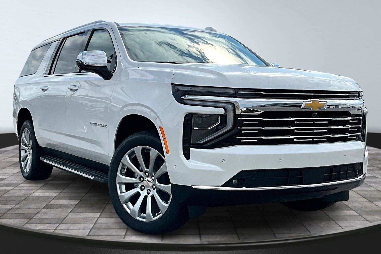 New 2025 Chevrolet Suburban Premier video 2