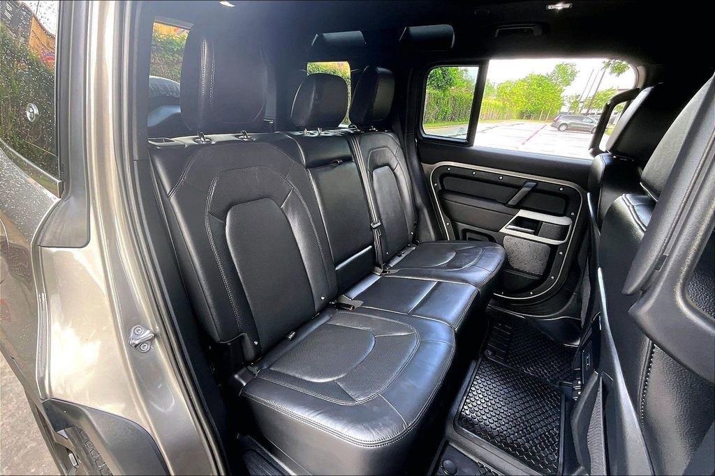 Used 2024 Land Rover Defender 110 S AWD/4WD image 38