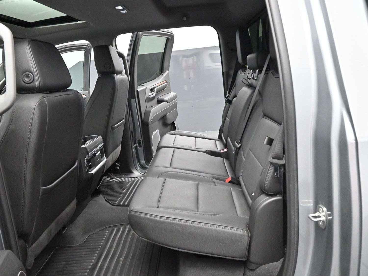 Used 2024 GMC Sierra 1500 Denali w/ Denali Reserve Package RWD image 30