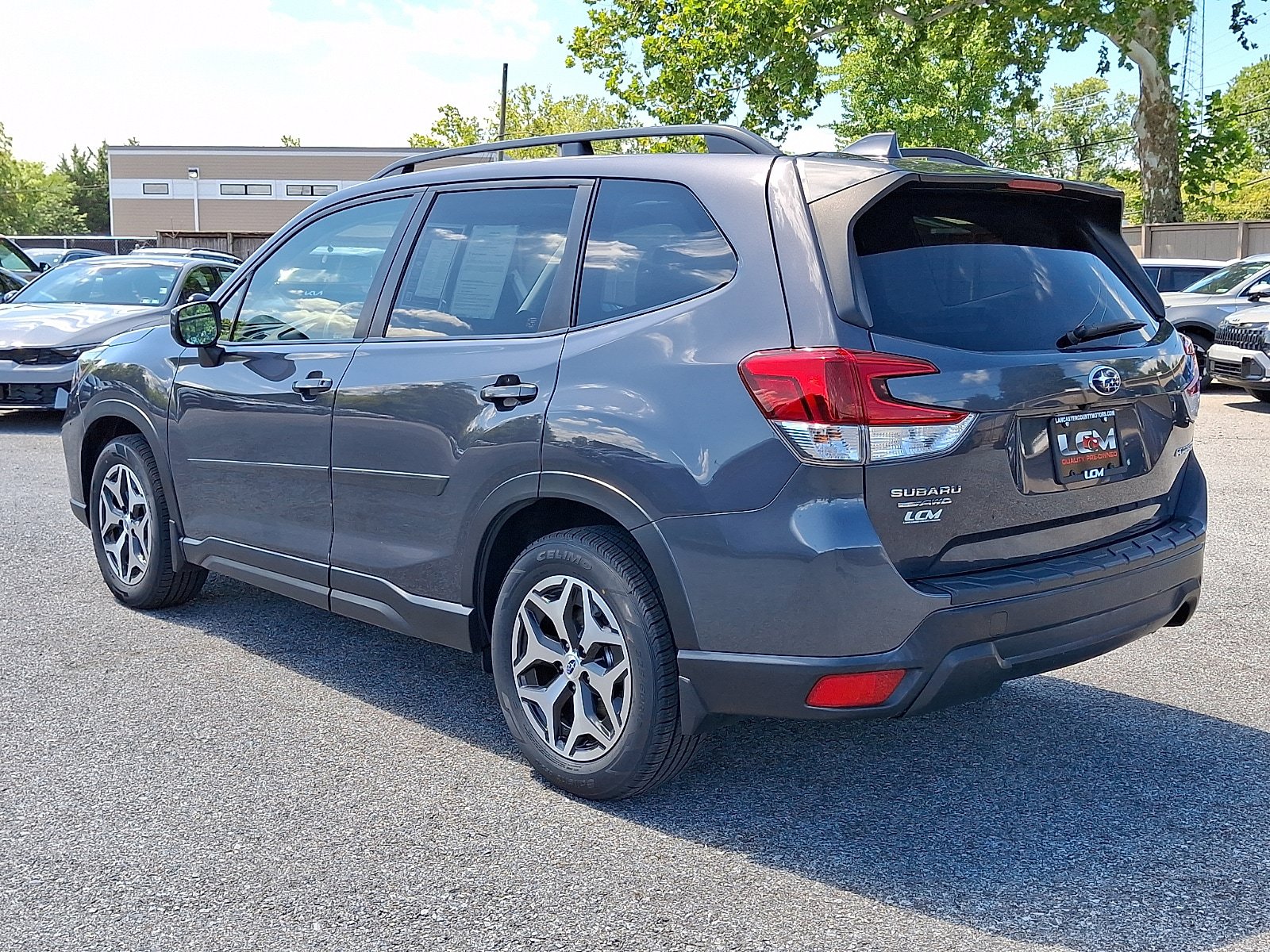 Used 2020 Subaru Forester Premium AWD/4WD image 7