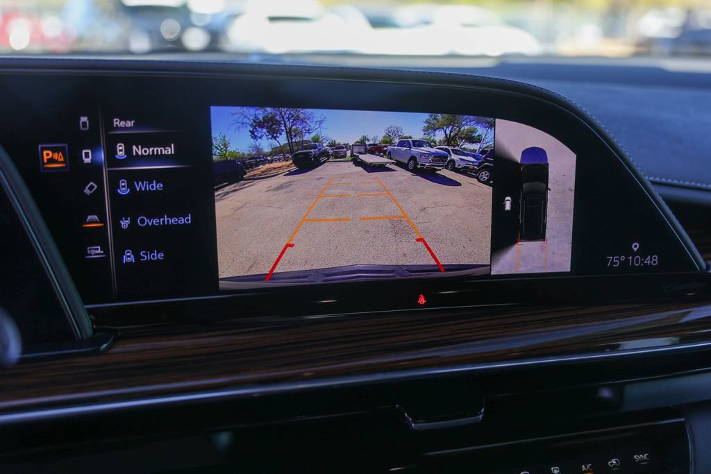 Used 2022 Cadillac Escalade Premium Luxury image 17