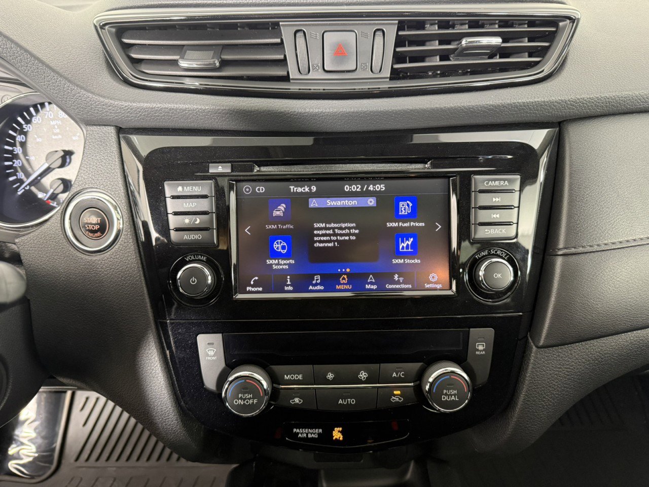 Used 2019 Nissan Rogue SV AWD/4WD image 19