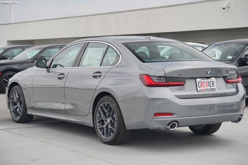 Used 2025 BMW 330i xDrive Sedan AWD/4WD image 7