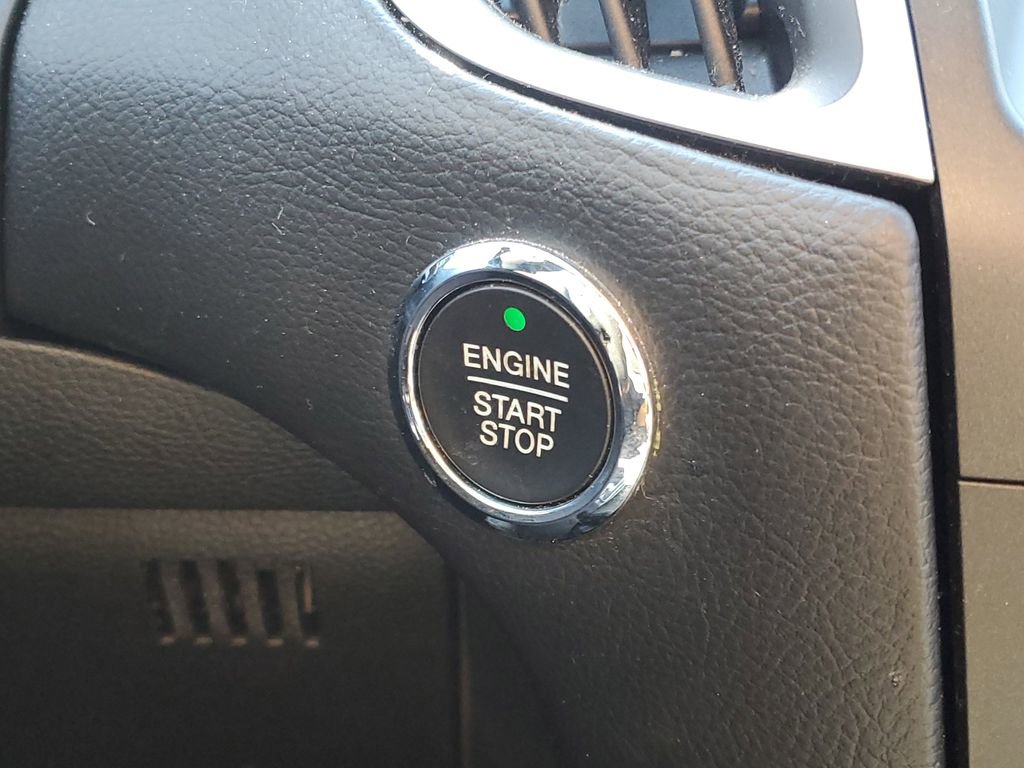 Used 2015 Ford Edge SEL w/ Equipment Group 201A AWD/4WD image 19