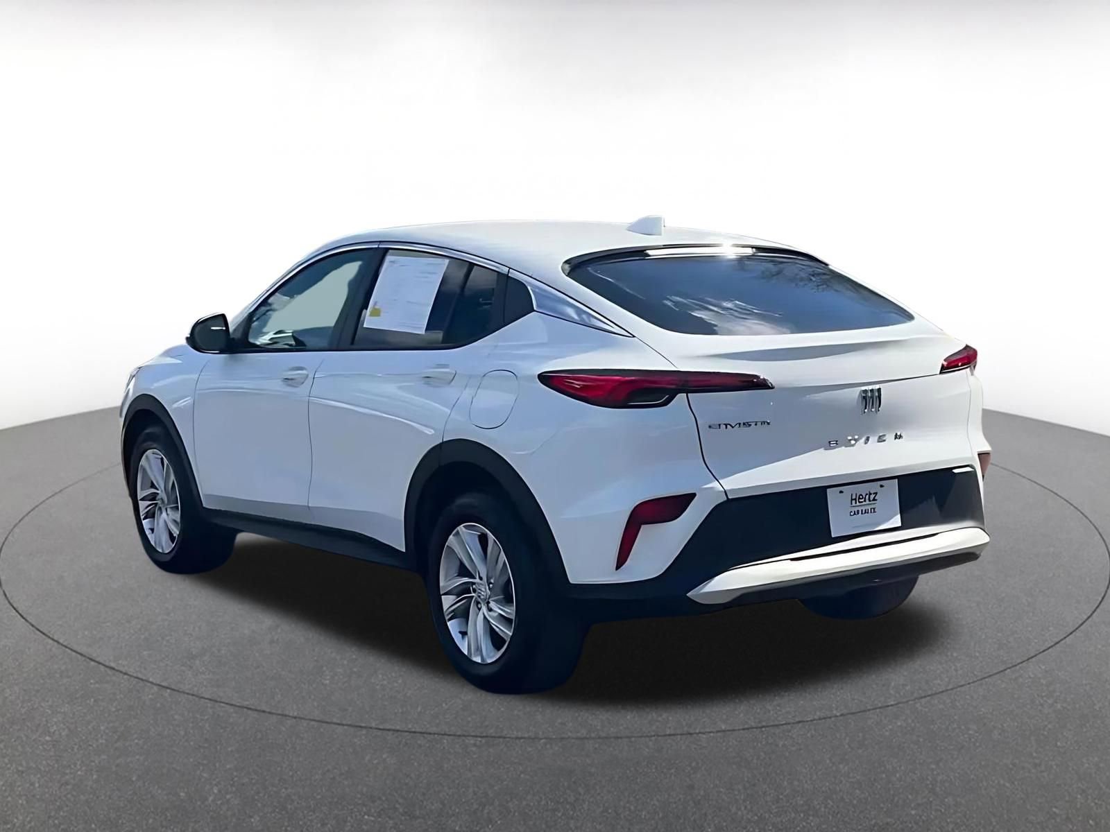 Used 2025 Buick Envista Preferred image 11